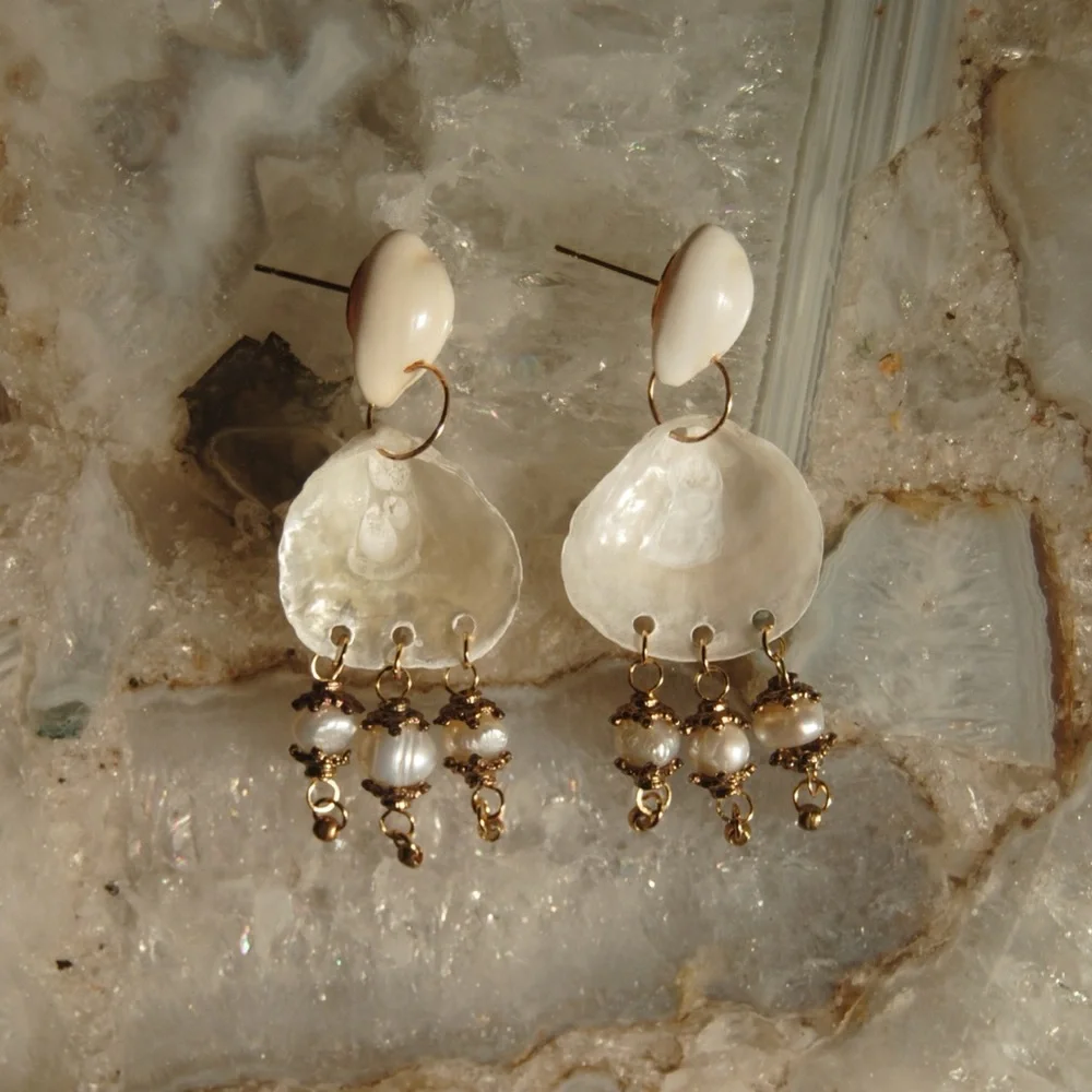 Shell & Pearl Earrings - Picture 1 of 4